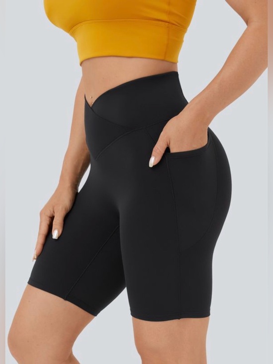 HALARA Pants - Halara SoftlyZero High Waisted Crossover Pocket Yoga Biker Shorts 7" Large